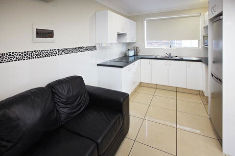 Jesmond Executive Villas - Accommodation Port Hedland 29