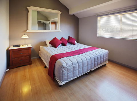 Jesmond Executive Villas - Accommodation Port Hedland 33