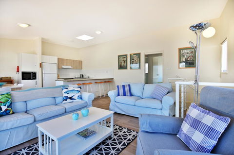The Cove At Culburra - Direct Access To Beach - Accommodation Port Hedland 5
