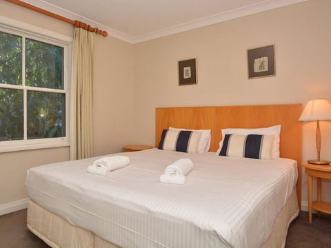 Villa Executive 2br Cypress DS Located Within Cypress Lakes Resort - Accommodation Port Hedland 3