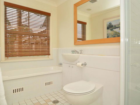 Villa Executive 2br Cypress DS Located Within Cypress Lakes Resort - Accommodation Port Hedland 12