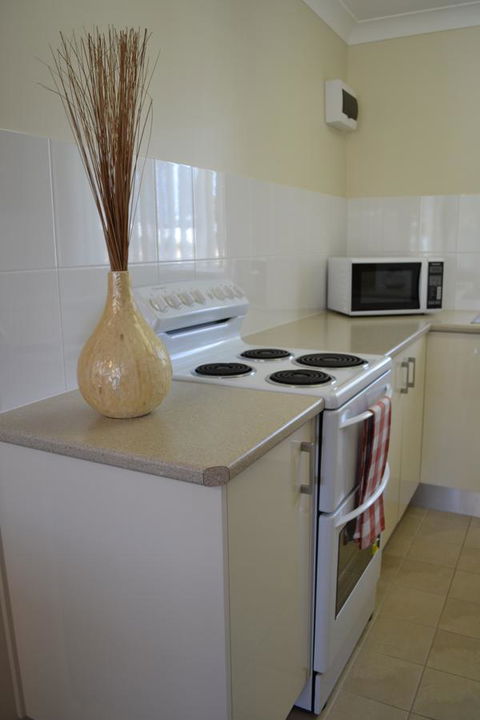 Sundial Holiday Units - Accommodation Port Hedland 17