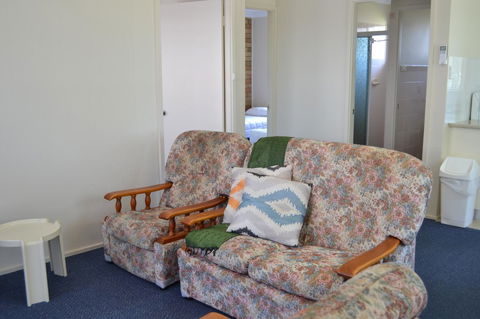 Sundial Holiday Units - Accommodation Port Hedland 40