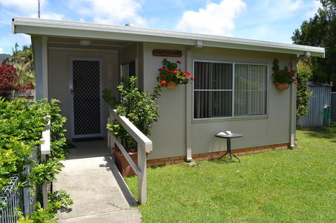 Sundial Holiday Units - Accommodation Port Hedland 8