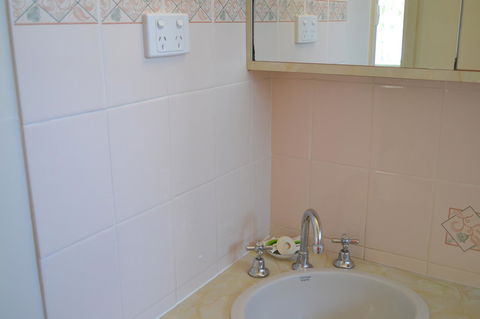 Sundial Holiday Units - Accommodation Port Hedland 43