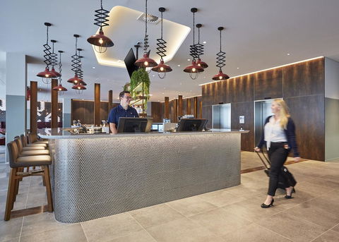 Holiday Inn Express Sydney Airport, An IHG Hotel - Accommodation Port Hedland 2