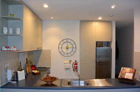 Lantern 1 Bedroom Balcony With Panoramic View - Accommodation Port Hedland 3
