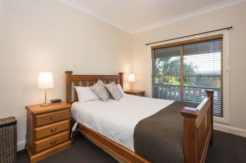 Colonial Court Villas - Accommodation Port Hedland 12
