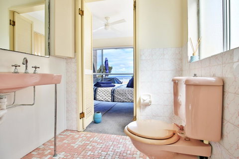 The Rotunda, Gerroa - Accommodation Port Hedland 26