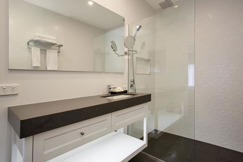 CH Boutique Hotel & Apartments, Ascend Hotel Collection - Accommodation Port Hedland 10