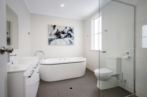 CH Boutique Hotel & Apartments, Ascend Hotel Collection - Accommodation Port Hedland 20