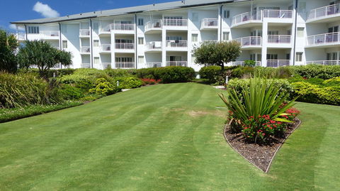 SaltBeach2302 - Accommodation Port Hedland 10