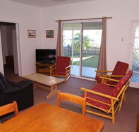 Fleur Cottage 7 Willow Street - Accommodation Port Hedland