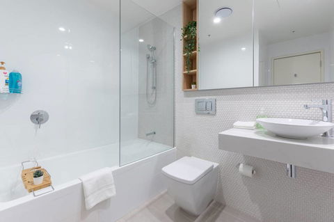 Japanese Style Waterfront Apt Wt Rooftop Pool - Accommodation Port Hedland 20