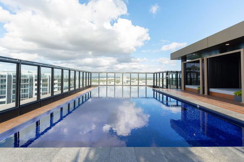 Japanese Style Waterfront Apt Wt Rooftop Pool - Accommodation Port Hedland 0