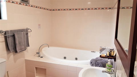 Great Escape Lofts - Accommodation Port Hedland 4