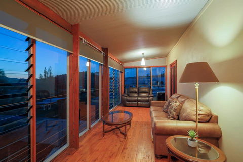 Jenkins Street Guesthouse - Accommodation Port Hedland 9