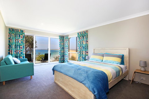 Neptune I Absolute Beachfront I Stunning Views - Accommodation Port Hedland 16