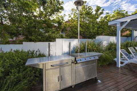 Oaks Nelson Bay Lure Suites - Accommodation Port Hedland 7