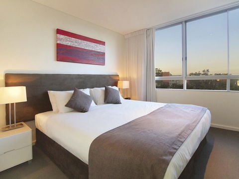 Oaks Nelson Bay Lure Suites - Accommodation Port Hedland 13