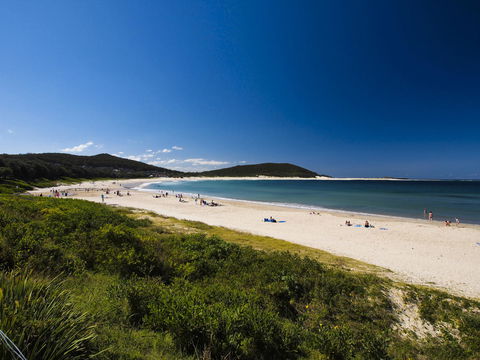 Oaks Nelson Bay Lure Suites - Accommodation Port Hedland 4