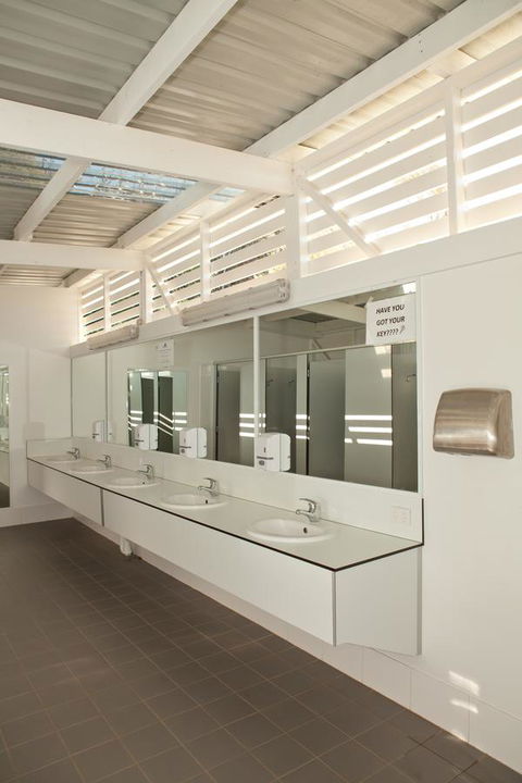 Blue Lagoon Beach Resort - Accommodation Port Hedland 20
