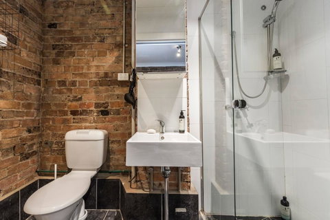 Chippendale Â· Quaint 1880â€™s Sydney Chippendale Terrace House - Accommodation Port Hedland 6