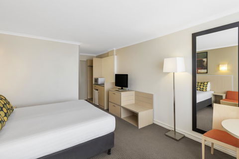 Mercure Newcastle - Accommodation Port Hedland 7