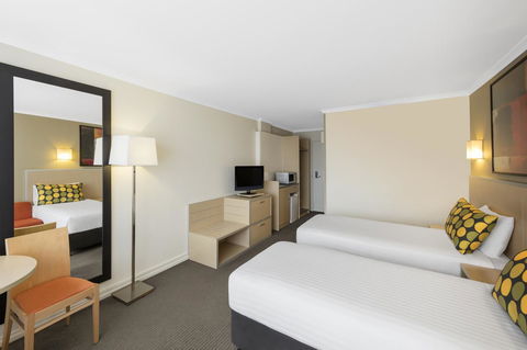 Mercure Newcastle - Accommodation Port Hedland 5