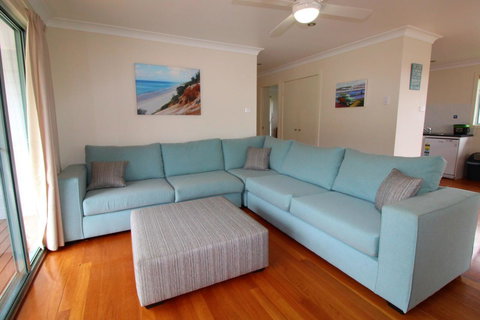Anglesea, 17 Hodgson Street - Accommodation Port Hedland 1