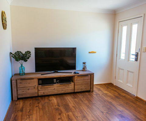 Sunbaker Pet Friendly Awards Finalist 4 Mins Walk To Culburra Beach - Accommodation Port Hedland 8