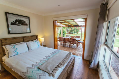 Sunbaker Pet Friendly Awards Finalist 4 Mins Walk To Culburra Beach - Accommodation Port Hedland 2