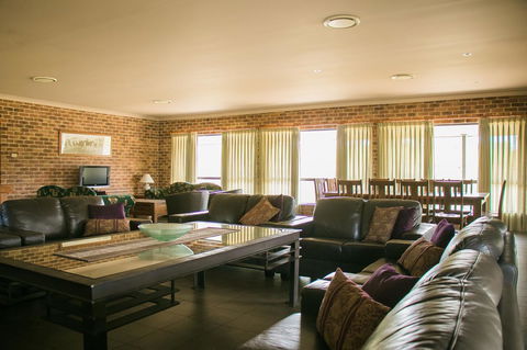 Ironstone Estate Lovedale - Accommodation Port Hedland 26