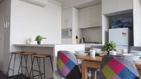 Skygarden Olympic Park View 2 Bedroom Apartment - Accommodation Port Hedland 41