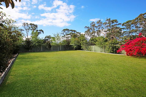 Hayes Beach House I Award Winner I 4 Mins To Beach - Accommodation Port Hedland 21