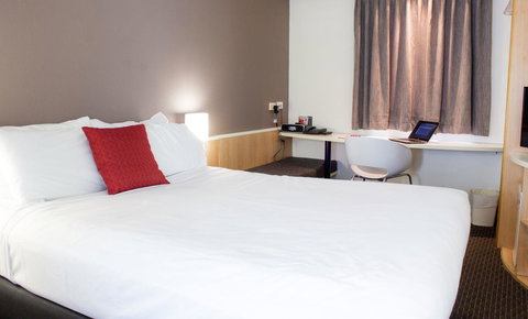 Ibis Newcastle - Accommodation Port Hedland 3