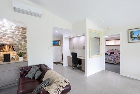 Armidale Cottage - House 2 - Accommodation Port Hedland 9
