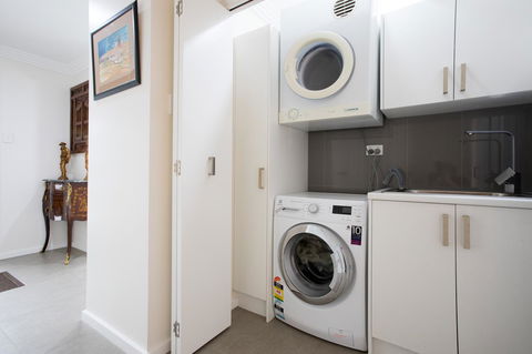 Armidale Cottage - House 2 - Accommodation Port Hedland 14