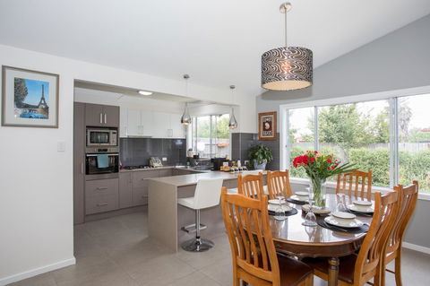 Armidale Cottage - House 2 - Accommodation Port Hedland 18