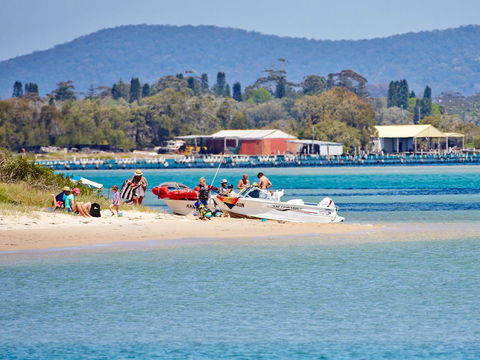 Oxley 8 At Tuncurry - Accommodation Port Hedland 6
