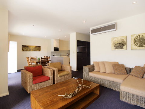 Oaks Port Stephens Pacific Blue Resort - Accommodation Port Hedland 5