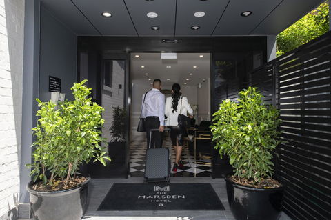 Holiday Inn & Suites - Parramatta Marsden Street, An IHG Hotel - Accommodation Port Hedland 12