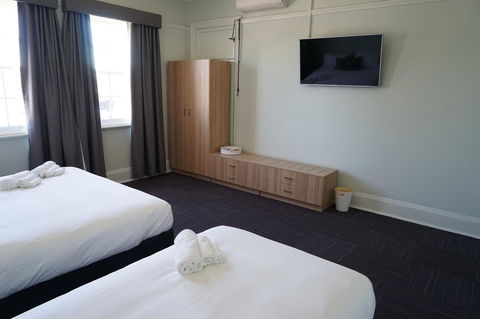 Rosehill Hotel - Accommodation Port Hedland 6