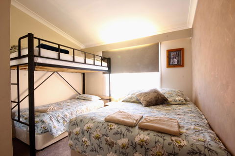 Full Circle Apartments - Accommodation Port Hedland 4