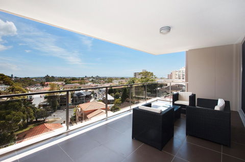 The Junction Palais - Modern And Spacious 2BR Bondi Junction Apartment Close To Everything - Accommodation Port Hedland 1