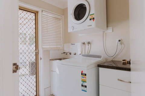 Central Wagga Self Catering Apartment - Accommodation Port Hedland 12