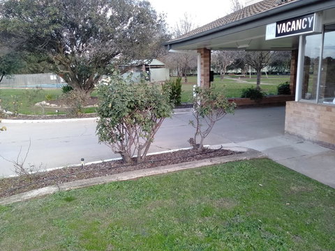 Allonville Gardens Motel - Accommodation Port Hedland 1