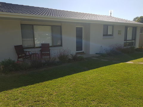 Golden Hill Cottage - Accommodation Port Hedland 2