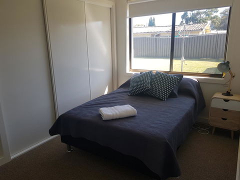 Golden Hill Cottage - Accommodation Port Hedland 11