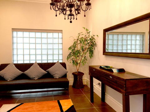 Luxury House In Bondi Junction - Accommodation Port Hedland 7